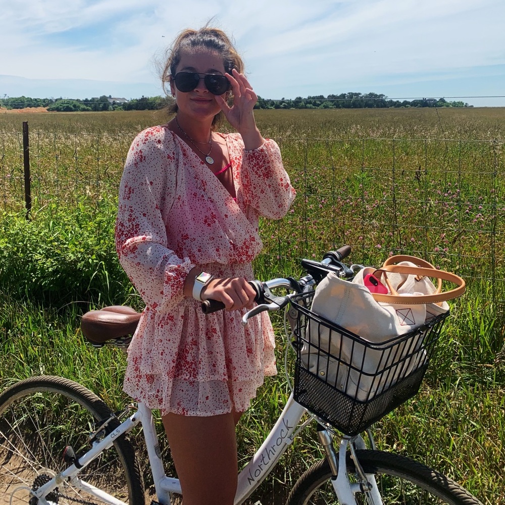 Meet your Posher, Elizabeth